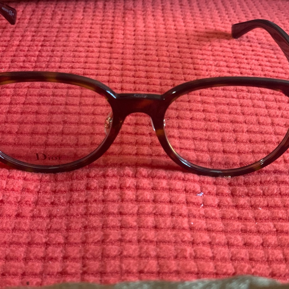 Christian Dior frame